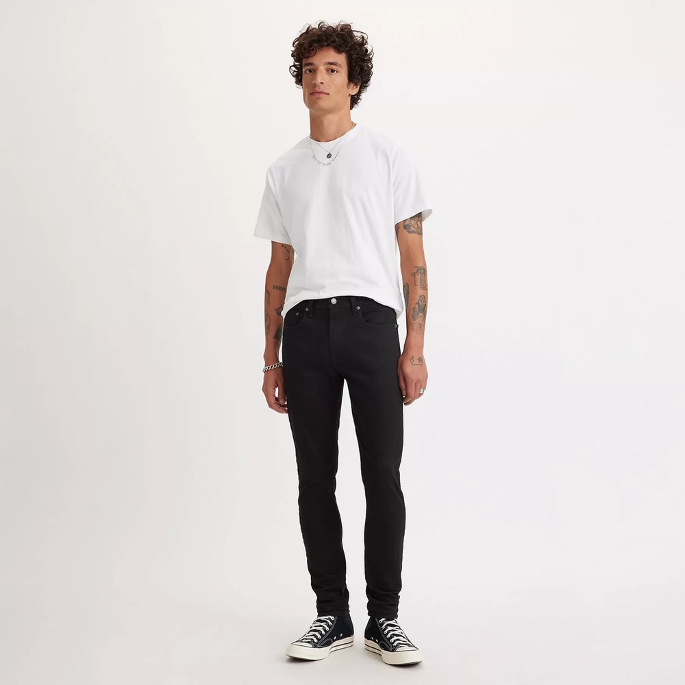 Men’s Levi’s Skinny Taper, 32x30, Black